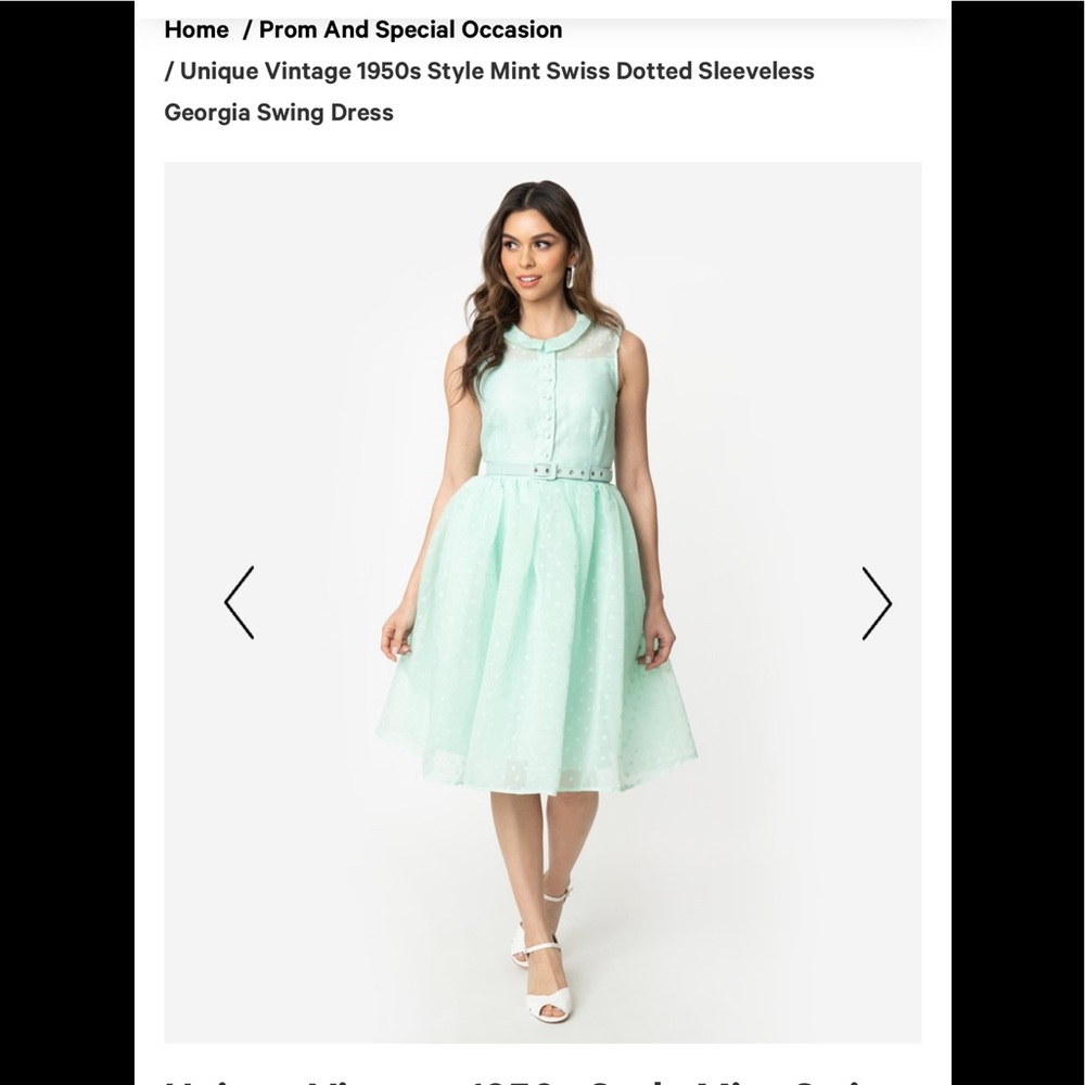 New! Unique Vintage Mint Green Swiss Dot Dress 🥰